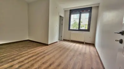 BAHÇELİEVLER MAHALLESİNDE 2+1 SATILIK DAİRE 