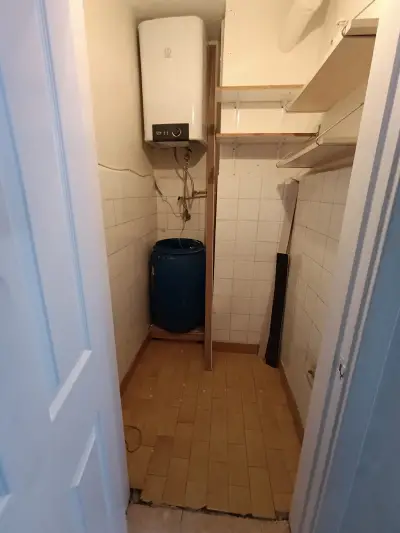 BAKIRKÖYDE SÜPER LOKASYONDA SATILIK BAHÇEKATI DAİRE