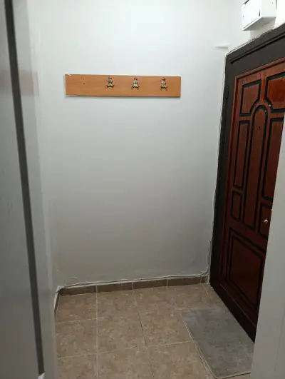 BAKIRKÖYDE SÜPER LOKASYONDA SATILIK BAHÇEKATI DAİRE